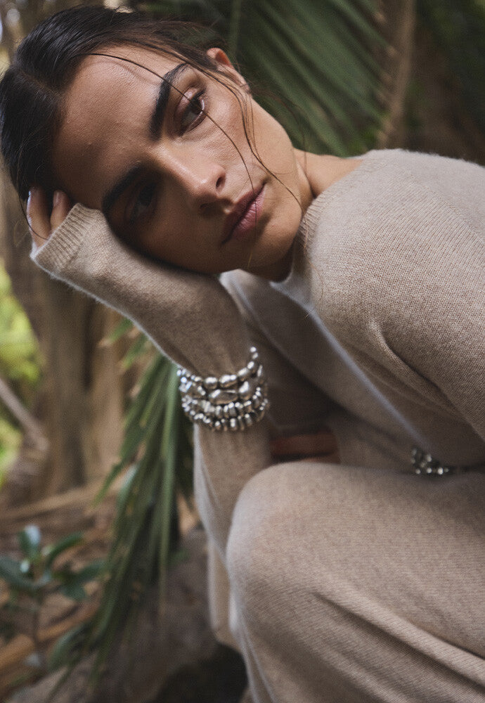 KNITWEAR